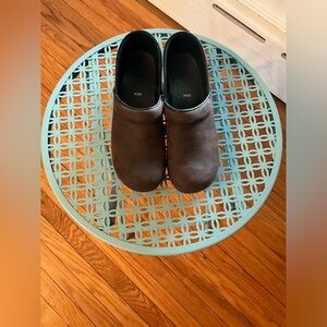 Dansko Wide Antique Brown
